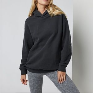 Vuori oversized hoodie NWT washed black XS